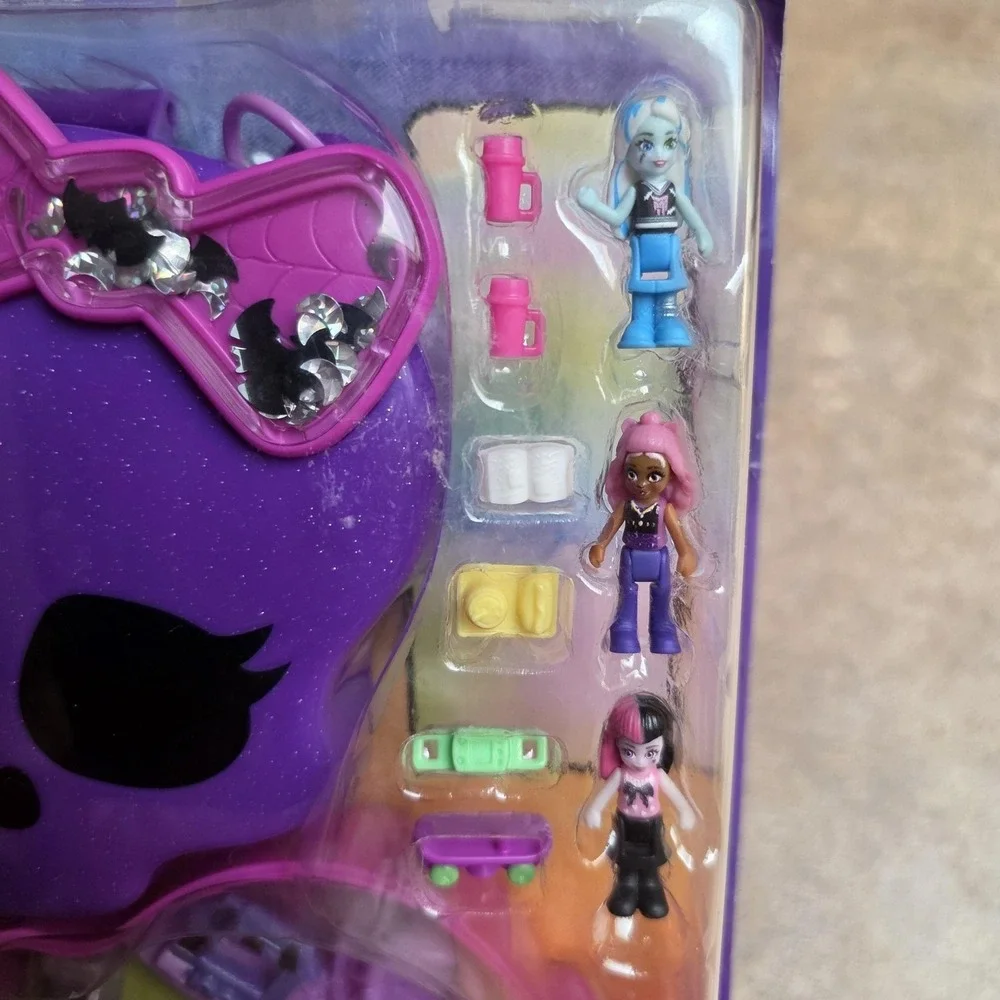 Mattel Polly Pocket Monster High Skull Compact 1in Doll Playset New In Box Toy